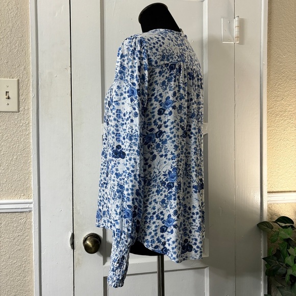 Lucky Brand Pullover Tassel Tie Smocked Wrists Top - Picture 10 of 14